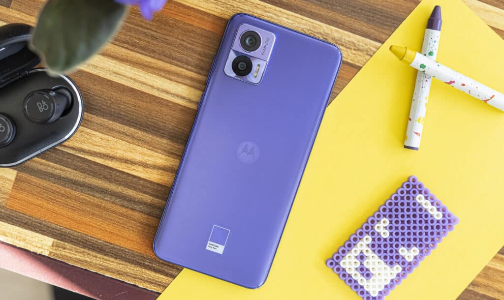 Motorola Edge 30 Neo 23