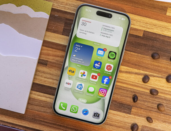 Apple iPhone 15