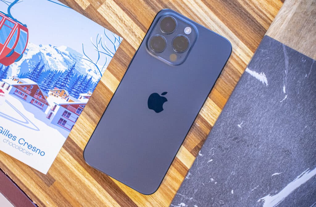 Apple iPhone 15 Pro Max 58