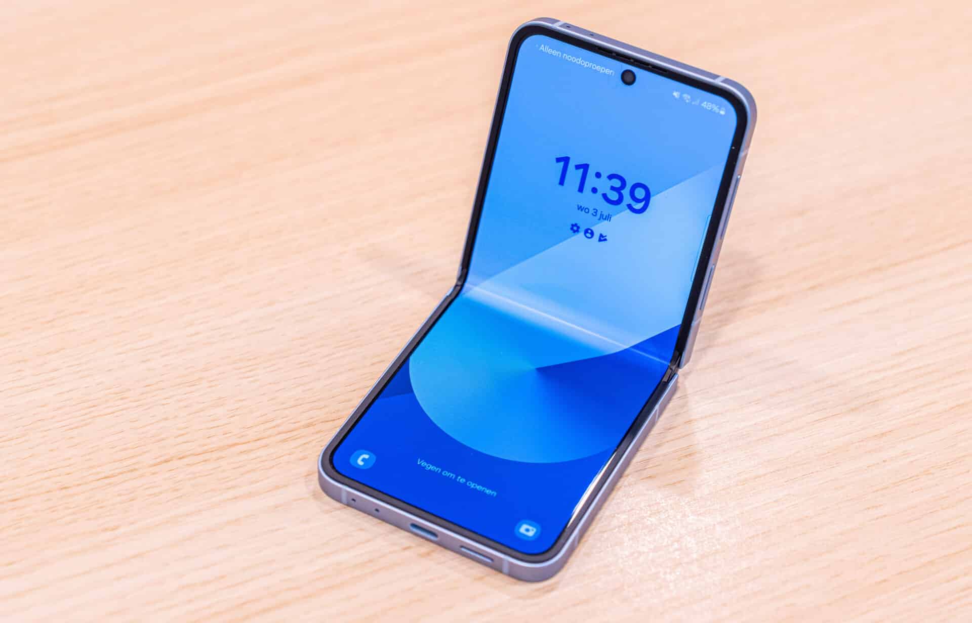 Flip Model Samsung Galaxy Z Flip 6 preview | Flip-telefoon geperfectioneerd ...
