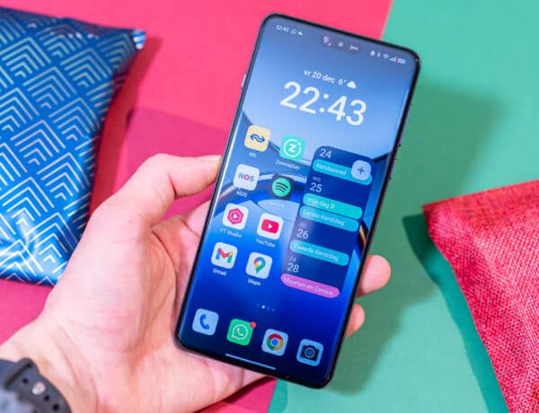 Oppo Find X8 Pro-1