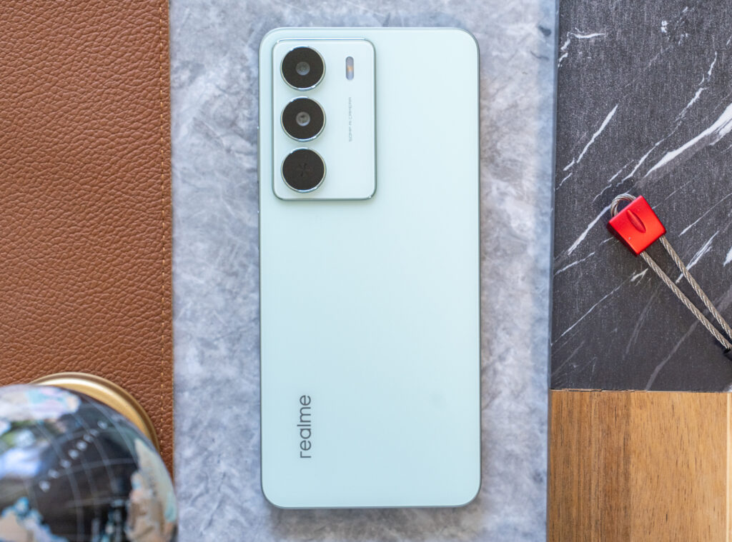 Realme 14x-12