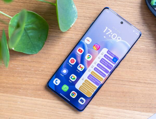 Edge 60 Pro-08